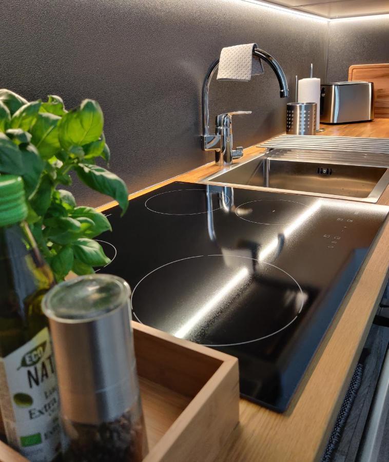 Trendy Apartment In The Heart Of Green Lahti, Free Parking エクステリア 写真
